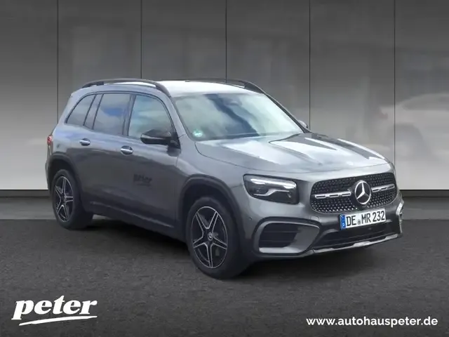 Mercedes-Benz GLB 200