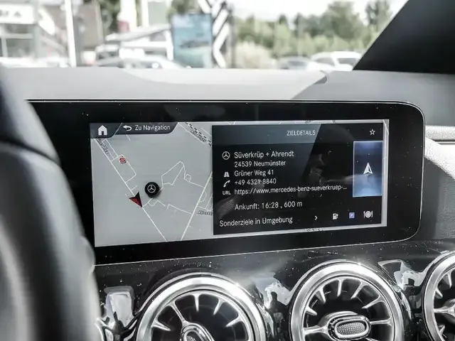 Mercedes-Benz EQA 350