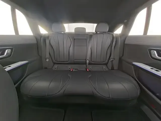Mercedes-Benz EQE 300
