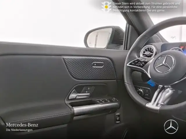 Mercedes-Benz EQA 300