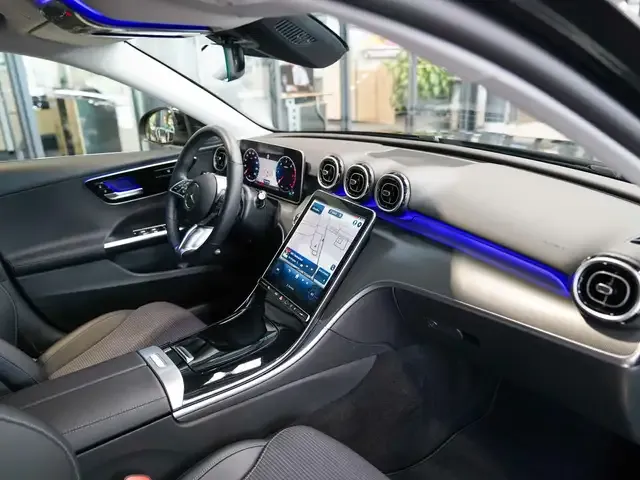 Mercedes-Benz C 220
