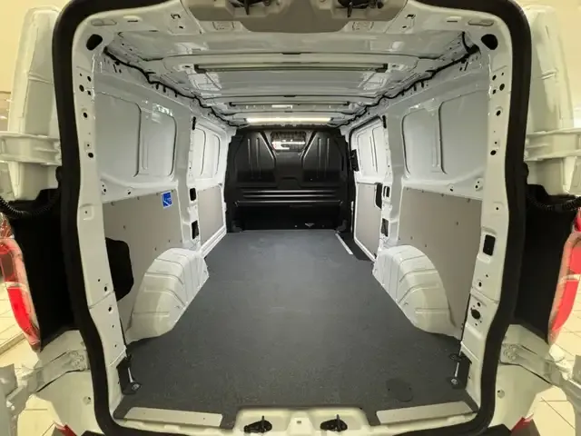 Volkswagen T7 Transporter