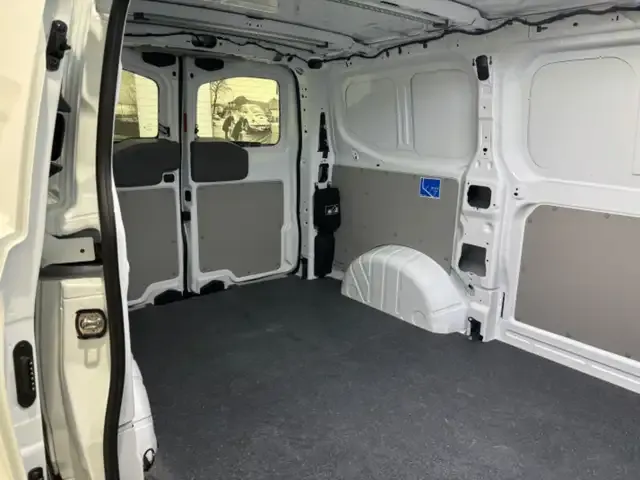 Volkswagen T7 Transporter