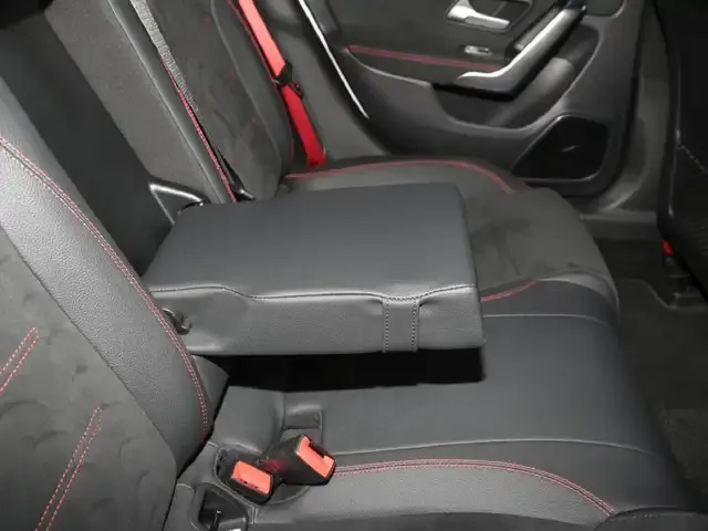 Mercedes-Benz CLA 45 AMG