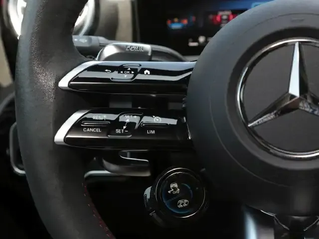 Mercedes-Benz CLA 45 AMG