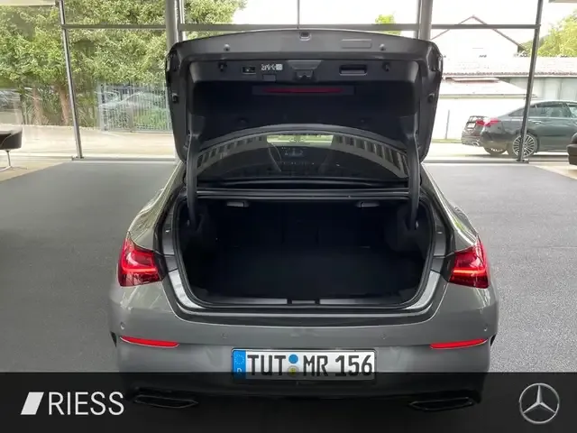 Mercedes-Benz CLA 220