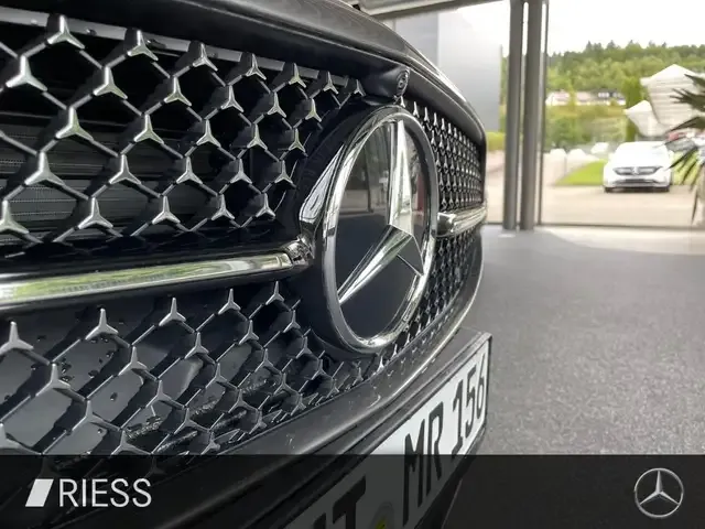 Mercedes-Benz CLA 220