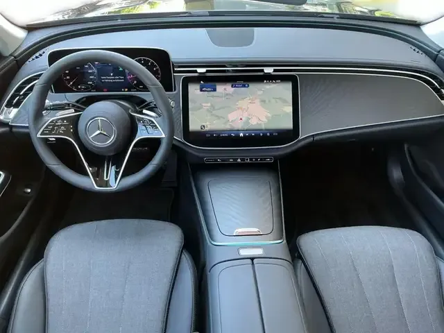 Mercedes-Benz E 200