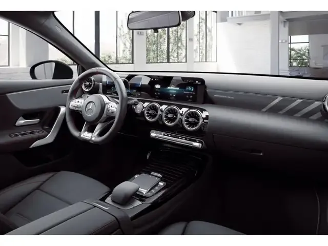 Mercedes-Benz A 35 AMG