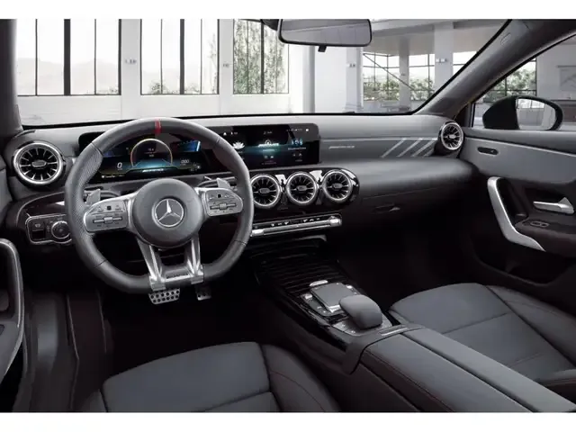 Mercedes-Benz A 35 AMG