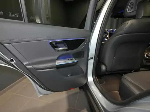 Mercedes-Benz GLC 200