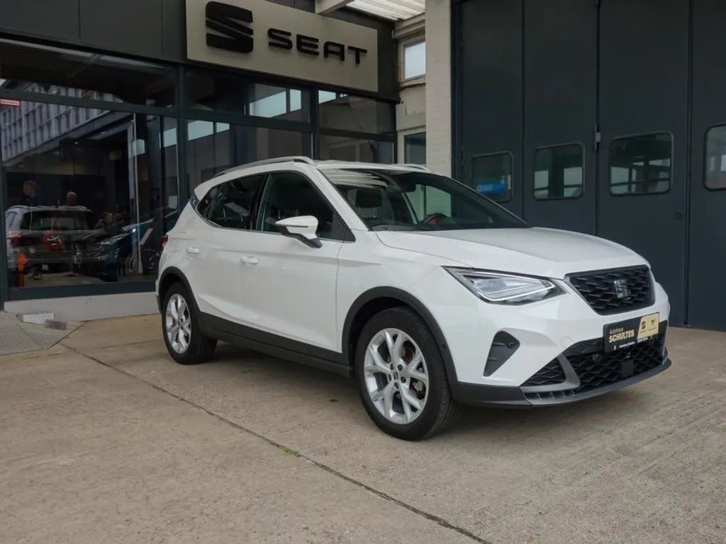 Seat Arona