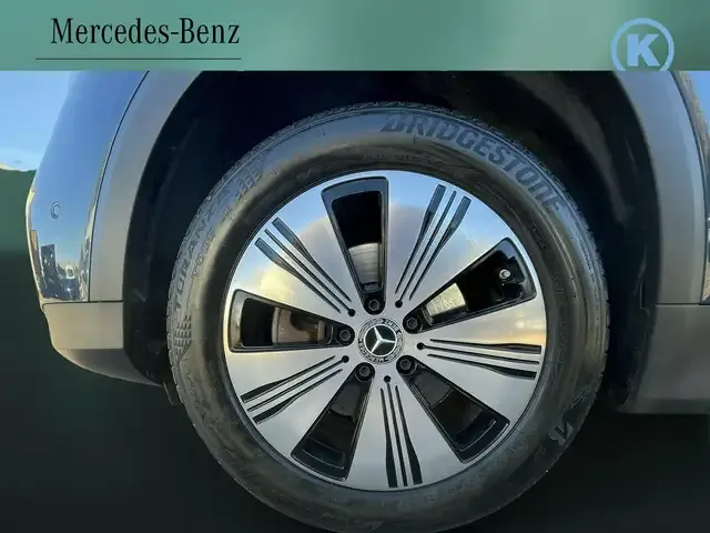 Mercedes-Benz EQB 250