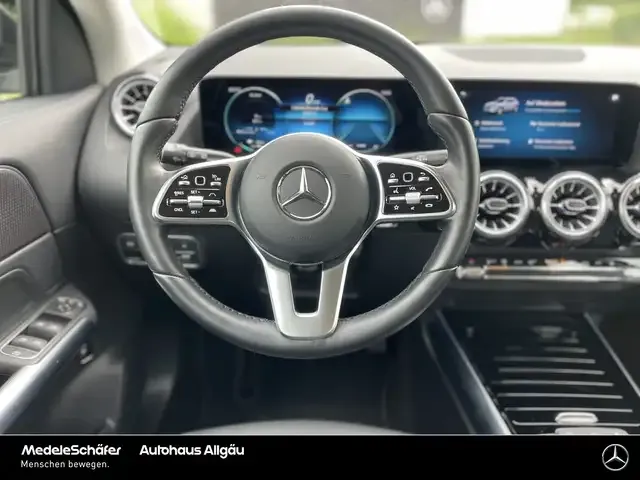 Mercedes-Benz EQA 250