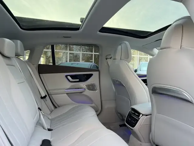 Mercedes-Benz EQE 350