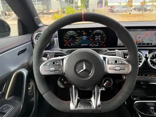 Mercedes-Benz CLA 45 AMG