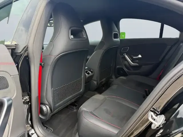 Mercedes-Benz CLA 45 AMG