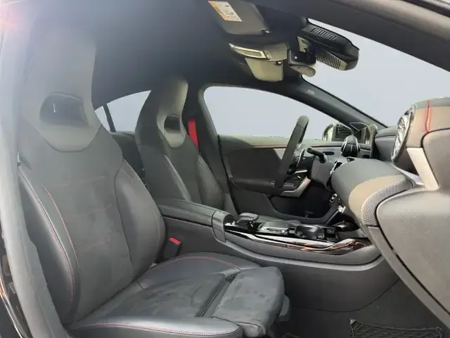 Mercedes-Benz CLA 45 AMG