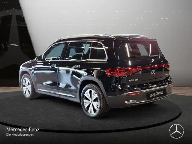 Mercedes-Benz EQB 300