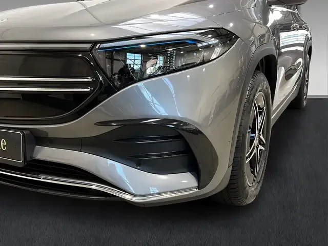 Mercedes-Benz EQA 300