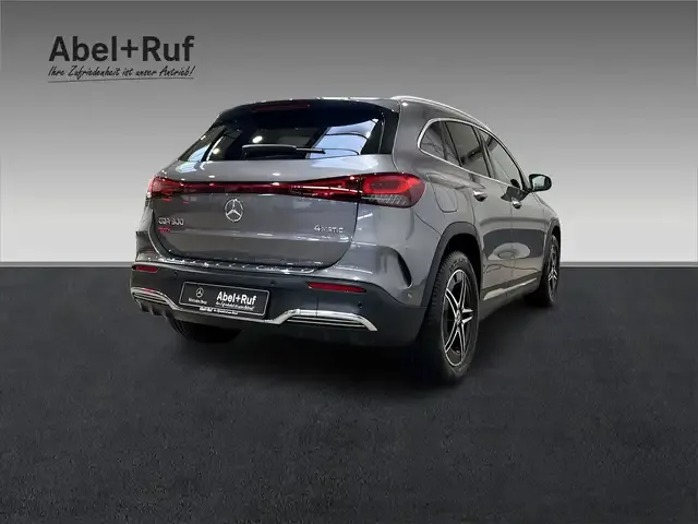 Mercedes-Benz EQA 300