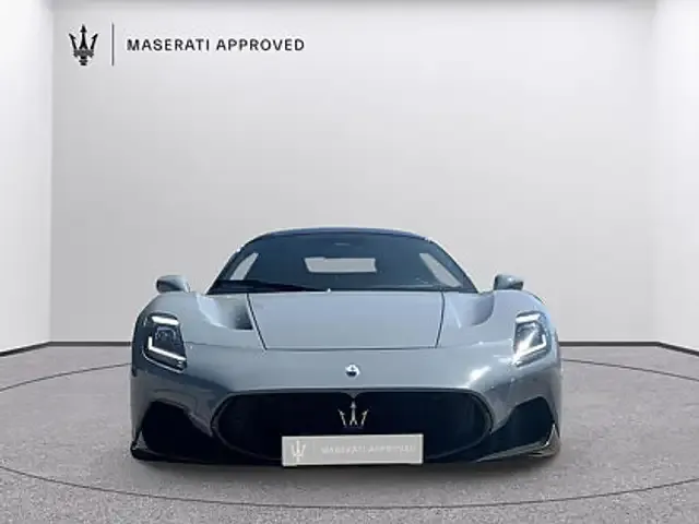 Maserati MC20