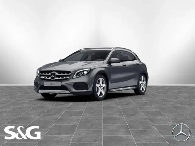 Mercedes-Benz GLA 200