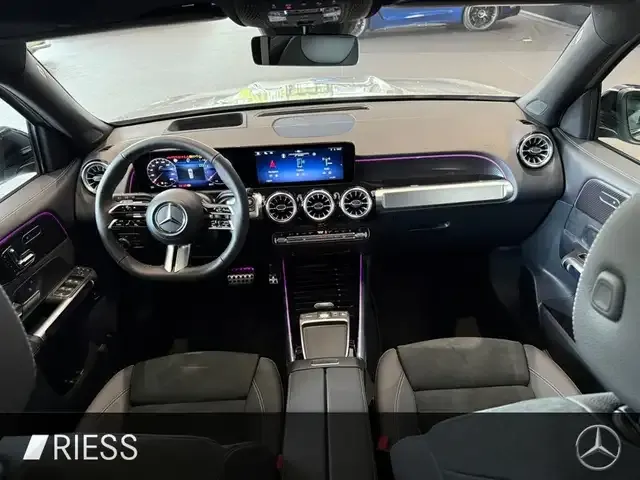 Mercedes-Benz GLB 250