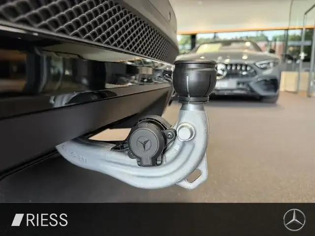 Mercedes-Benz GLB 250