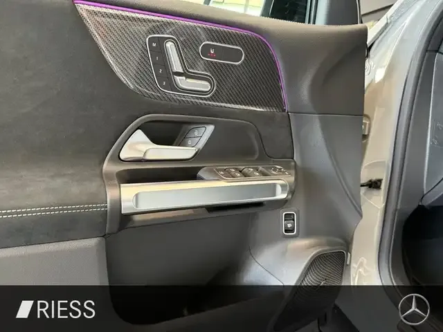 Mercedes-Benz GLB 250