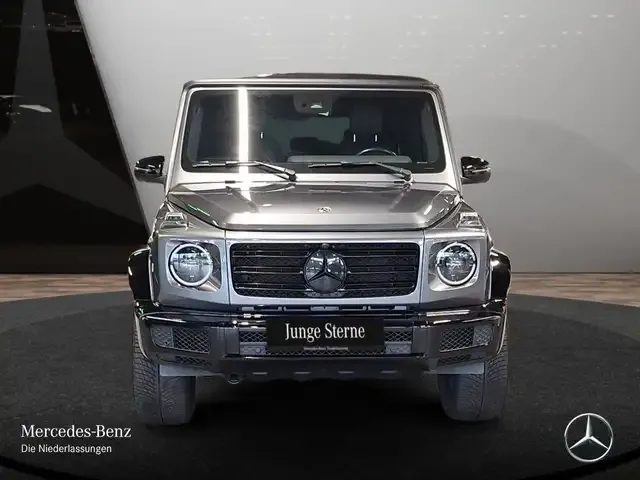 Mercedes-Benz G 500