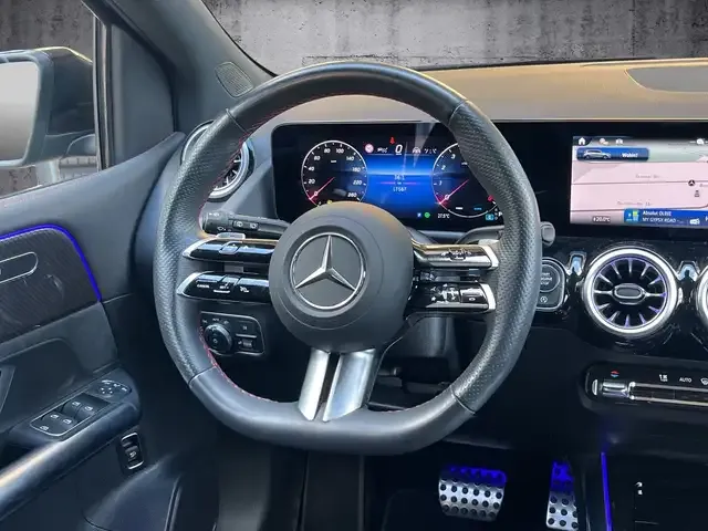Mercedes-Benz B 200