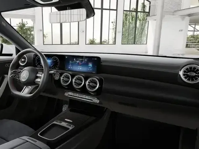 Mercedes-Benz CLA 200