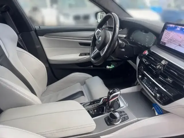 BMW M5