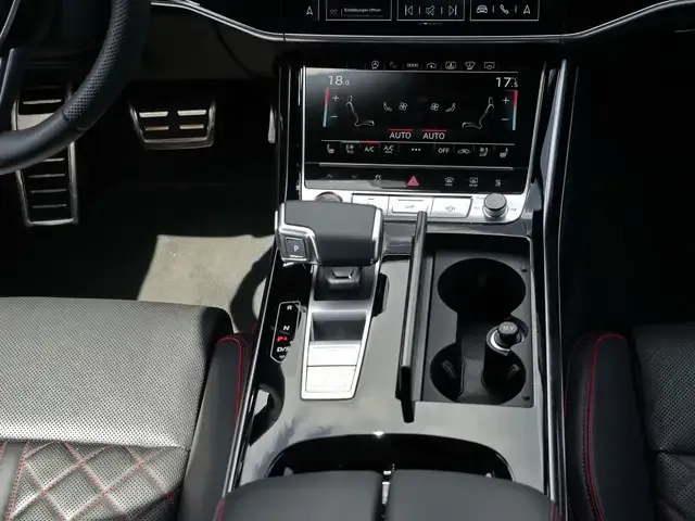 Audi S8