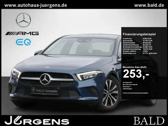 Mercedes-Benz A 220