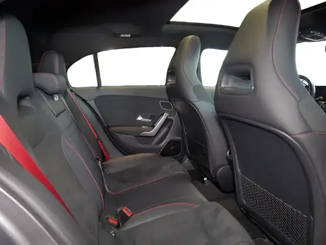 Mercedes-Benz A 35 AMG