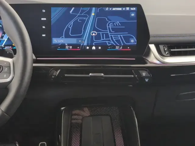 BMW 216