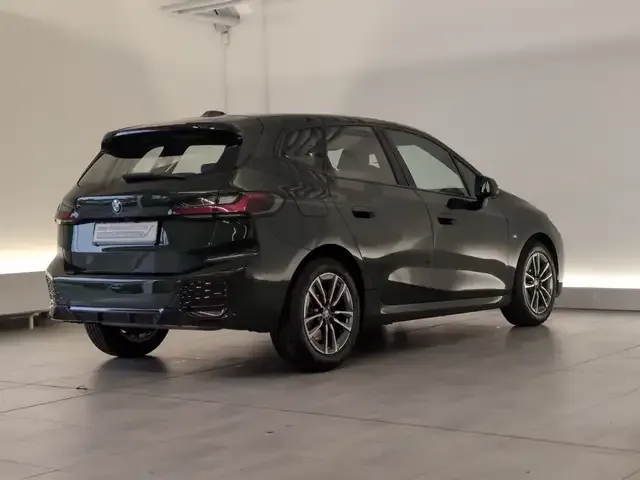 BMW 216