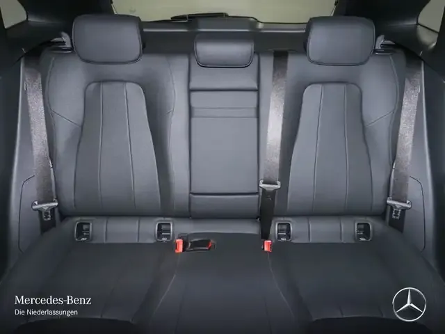 Mercedes-Benz EQA 300
