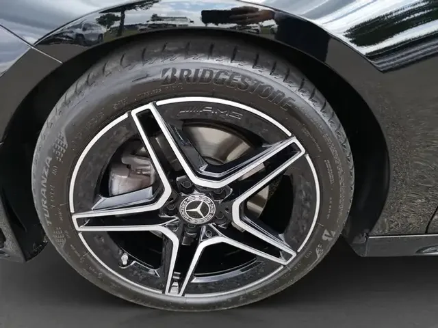 Mercedes-Benz CLA 220