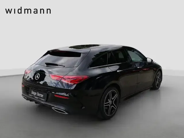 Mercedes-Benz CLA 220