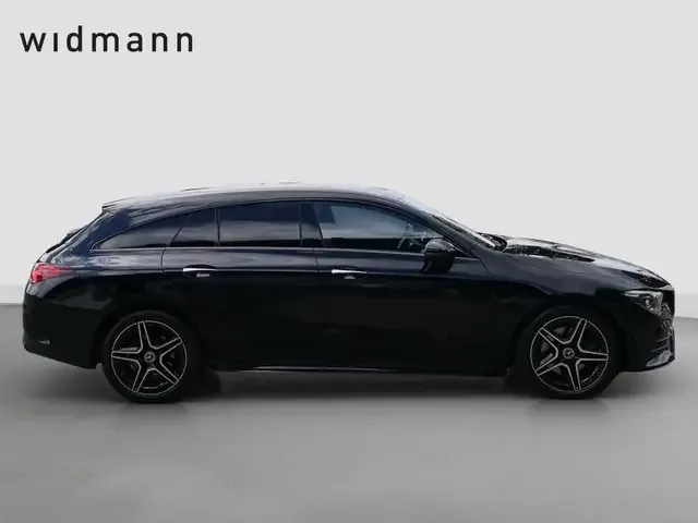 Mercedes-Benz CLA 220