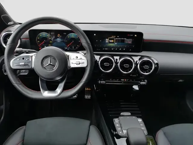 Mercedes-Benz CLA 220