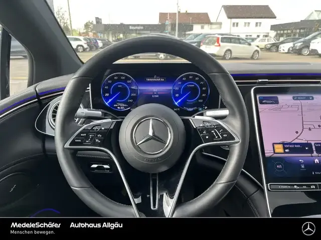 Mercedes-Benz EQS