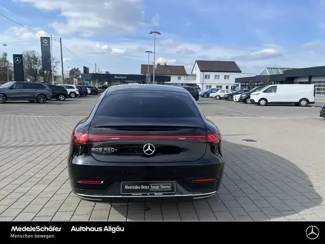 Mercedes-Benz EQS