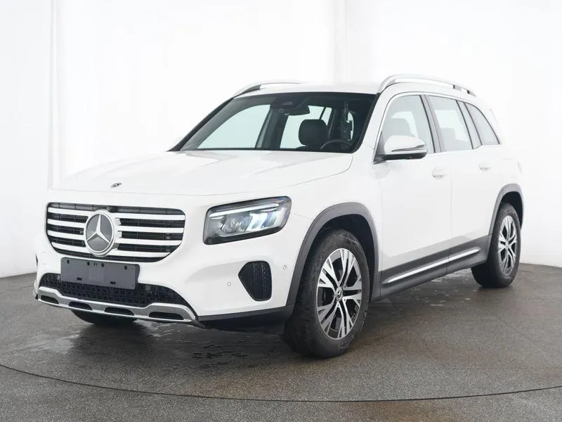 Mercedes-Benz GLB 180