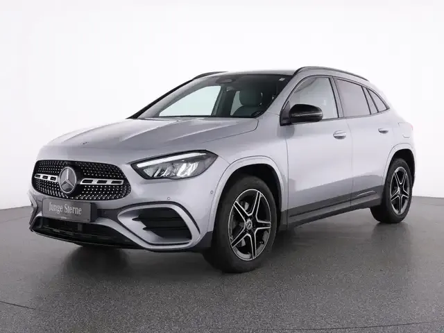 Mercedes-Benz GLA 250