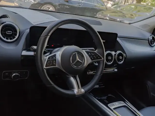 Mercedes-Benz B 250
