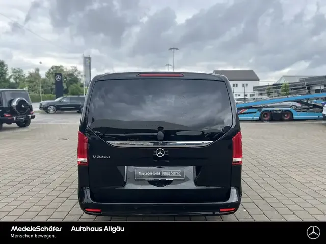 Mercedes-Benz V 300
